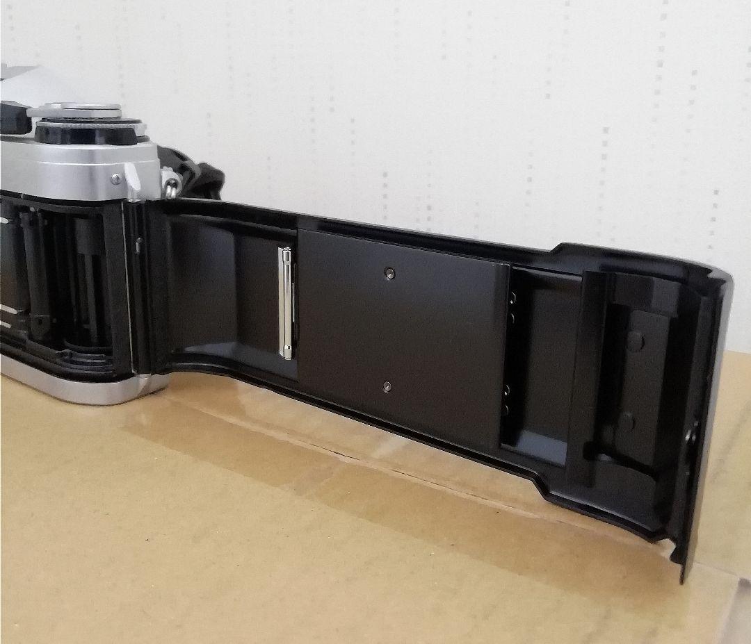 キヤノン　フィルム一眼レフ Canon AE-1