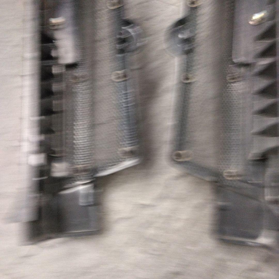 ヤマハVmax1200ラジエタガード左右SET　中古品