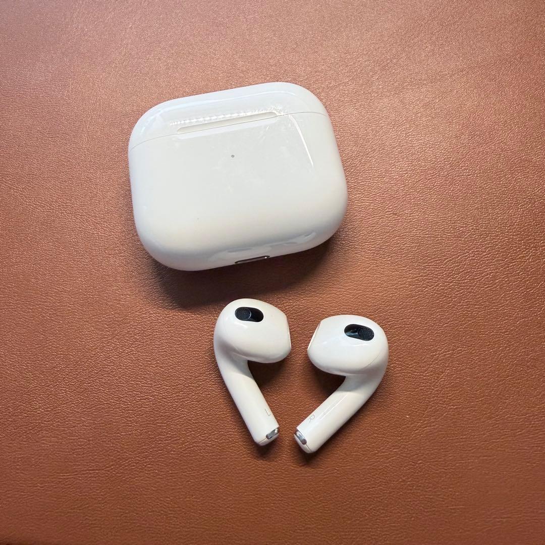 AirPods 第3世代 正規品 Lightning充電 MagSafe