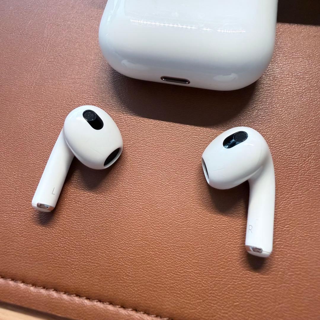 AirPods 第3世代 正規品 Lightning充電 MagSafe