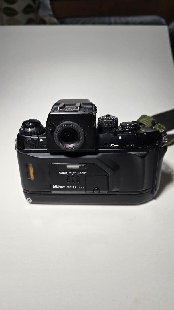 Nikon F4 フィルムカメラ Nikkorレンズ付き