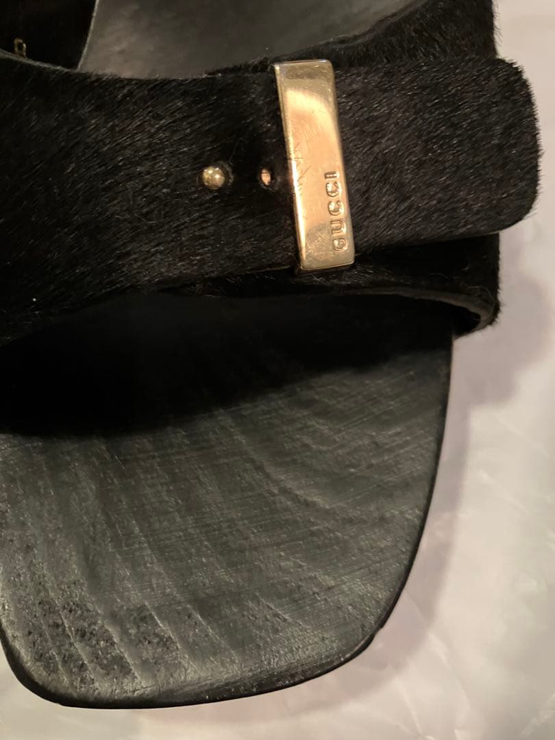 GUCCI ブラックハラコミュール