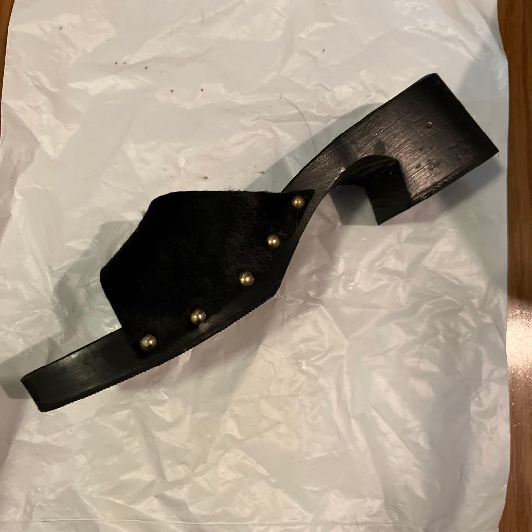 GUCCI ブラックハラコミュール