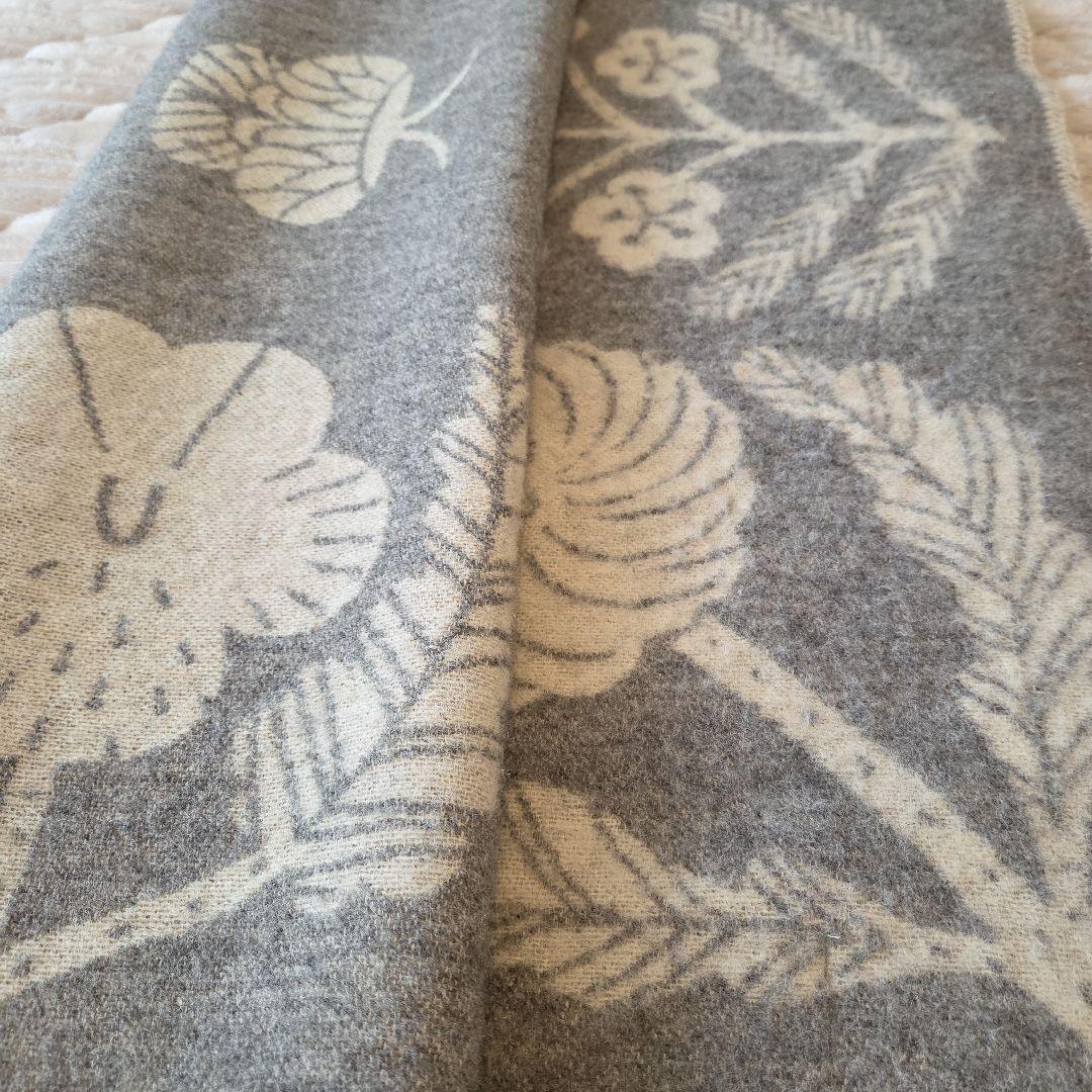 ラプアン・カンクリ 鹿児島 睦 VILLIKUKKIA ブランケット グレー