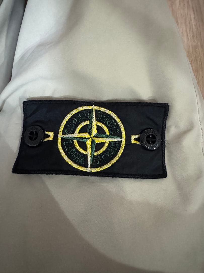 ストーンアイランド　ダウンジャケット