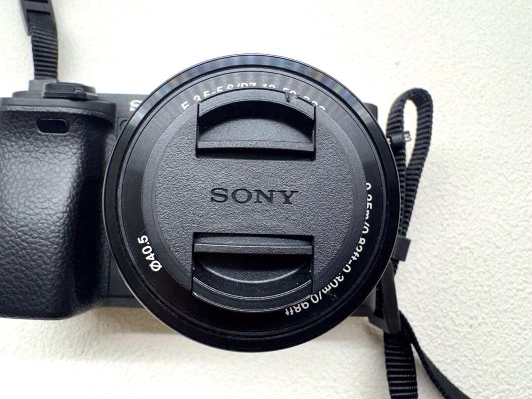 【美品】シャッター755 SONY α6400 ダブルズームレンズキット