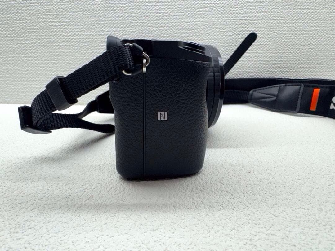 【美品】シャッター755 SONY α6400 ダブルズームレンズキット