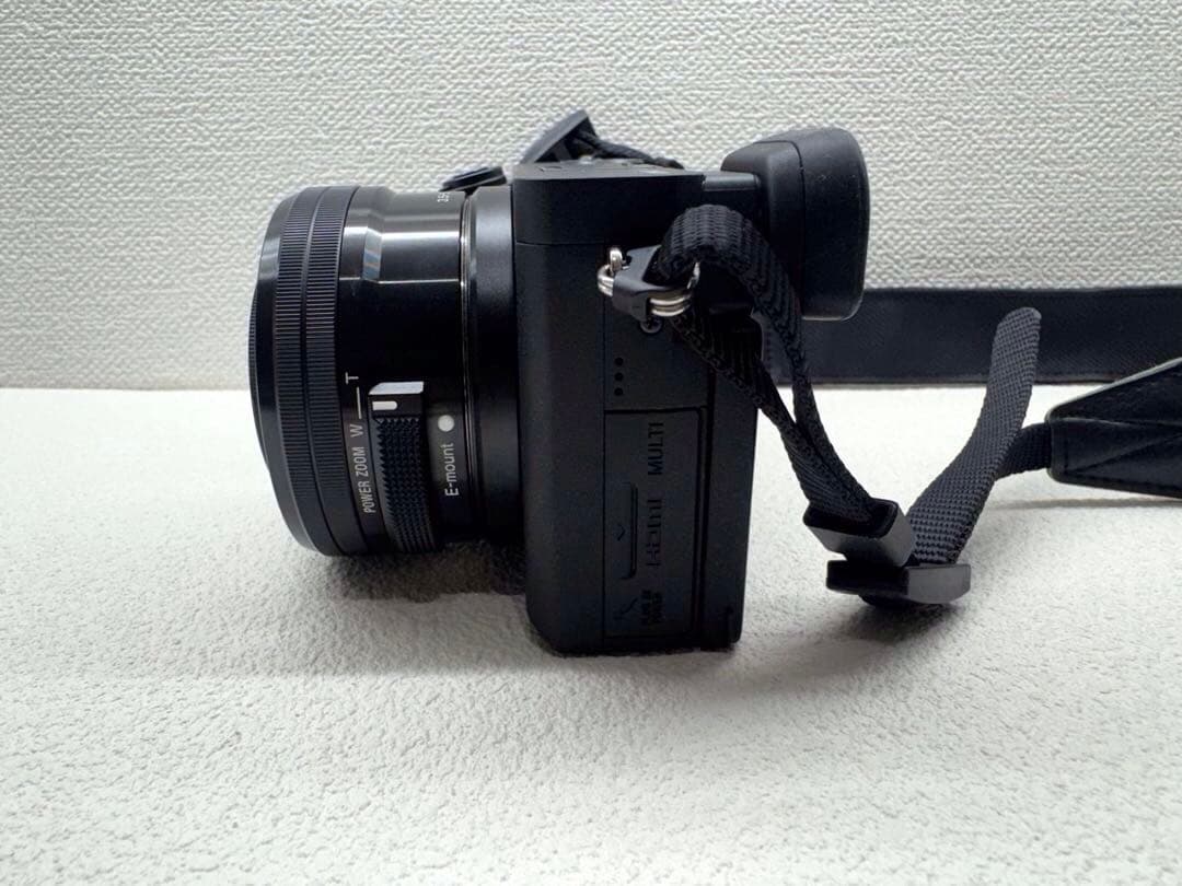 【美品】シャッター755 SONY α6400 ダブルズームレンズキット