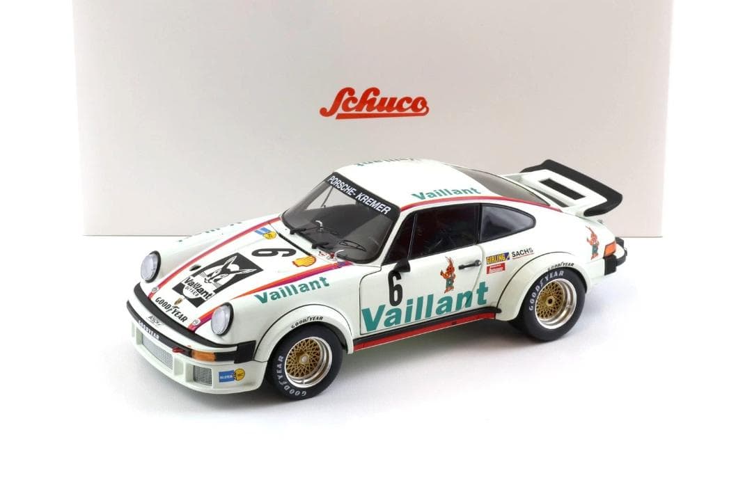 yujiyuji1/18 ポルシェ 934 RSR B.Wollek