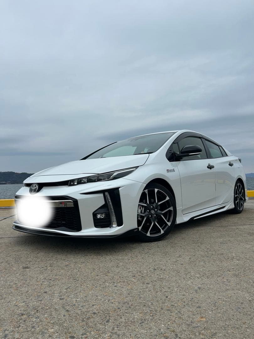 プリウスPHVGRサスキット（送料込み）