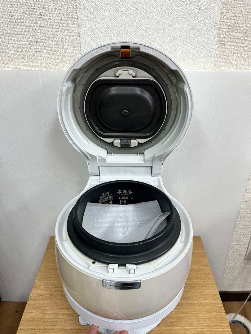 三菱 MITSUBISHI IHジャー炊飯器 1.0L NJ-AW107-W