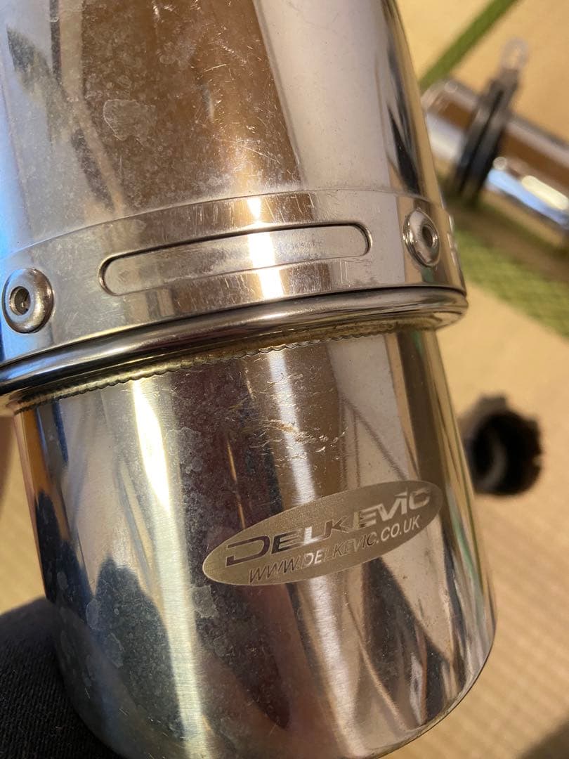 YAMAHA YZF-R1 (4C8), Delkevicデルケビックマフラー