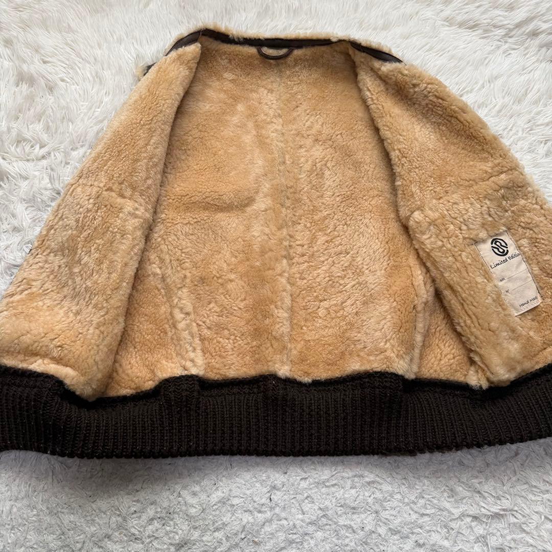 希少美品Lサイズ　リアルムートンベスト　ボア　バックロゴ　イタリア製　切り替え