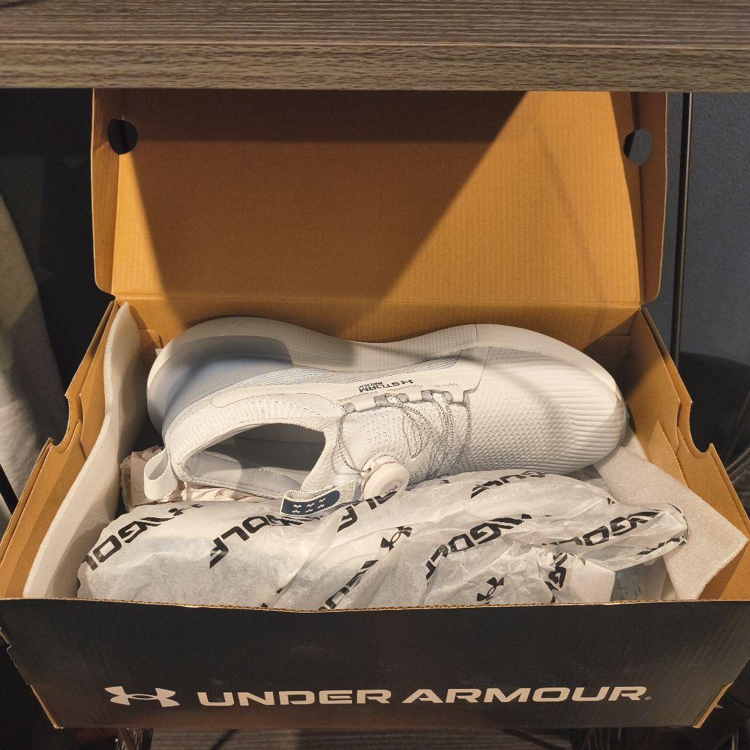メンズ　アンダーアーマー　ゴルフシューズ　28.0センチ