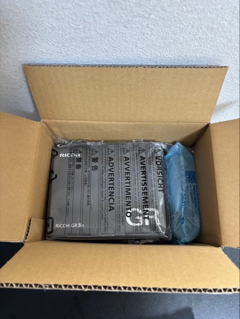 【新品未使用】リコー RICOH GR IIIx 保証書あり
