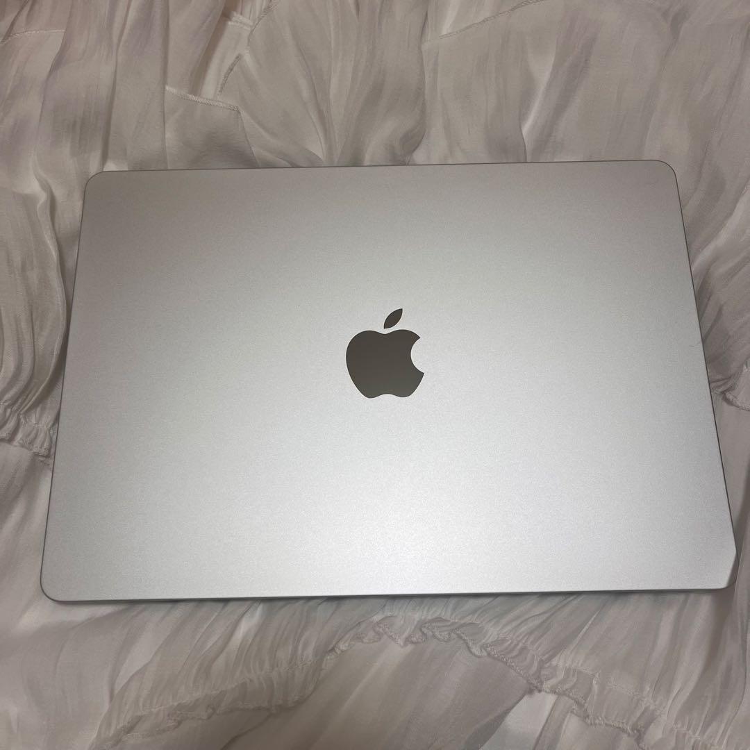 Apple MacBook Air シルバー 本体 元箱付き