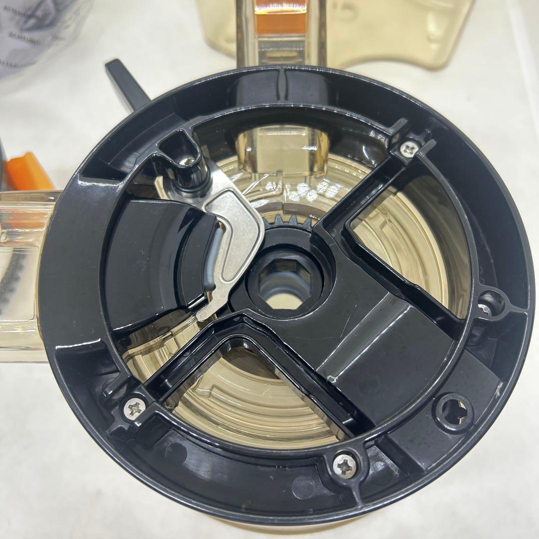 Hurom ヒューロム　スロージューサー　H-AA-RBA17 フェラーリレッド