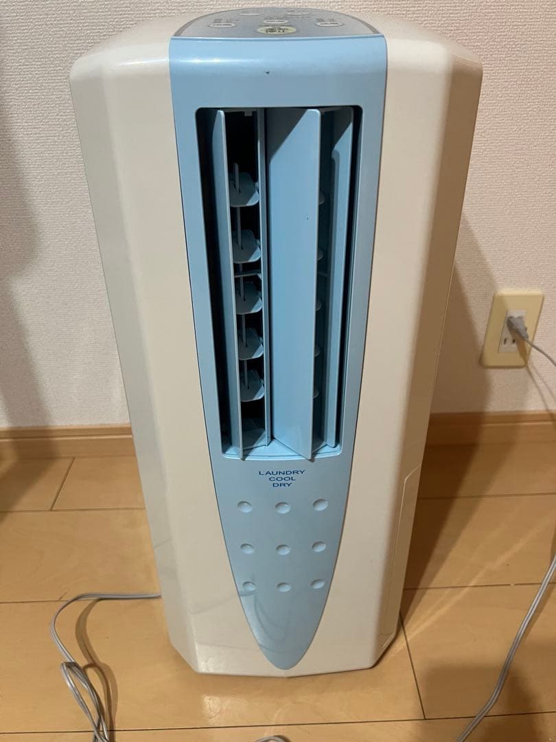 コロナ　2012年製　冷風・衣類乾燥除湿機　CDM-1012