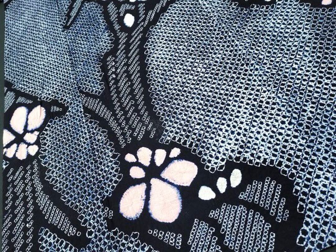 有松絞り　浴衣　紺地　三浦絞り　有松鳴海絞り　菖蒲　花文様