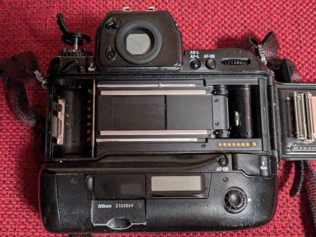 [整備済み］NikonニコンF5 　フィルムカメラ AE AF
