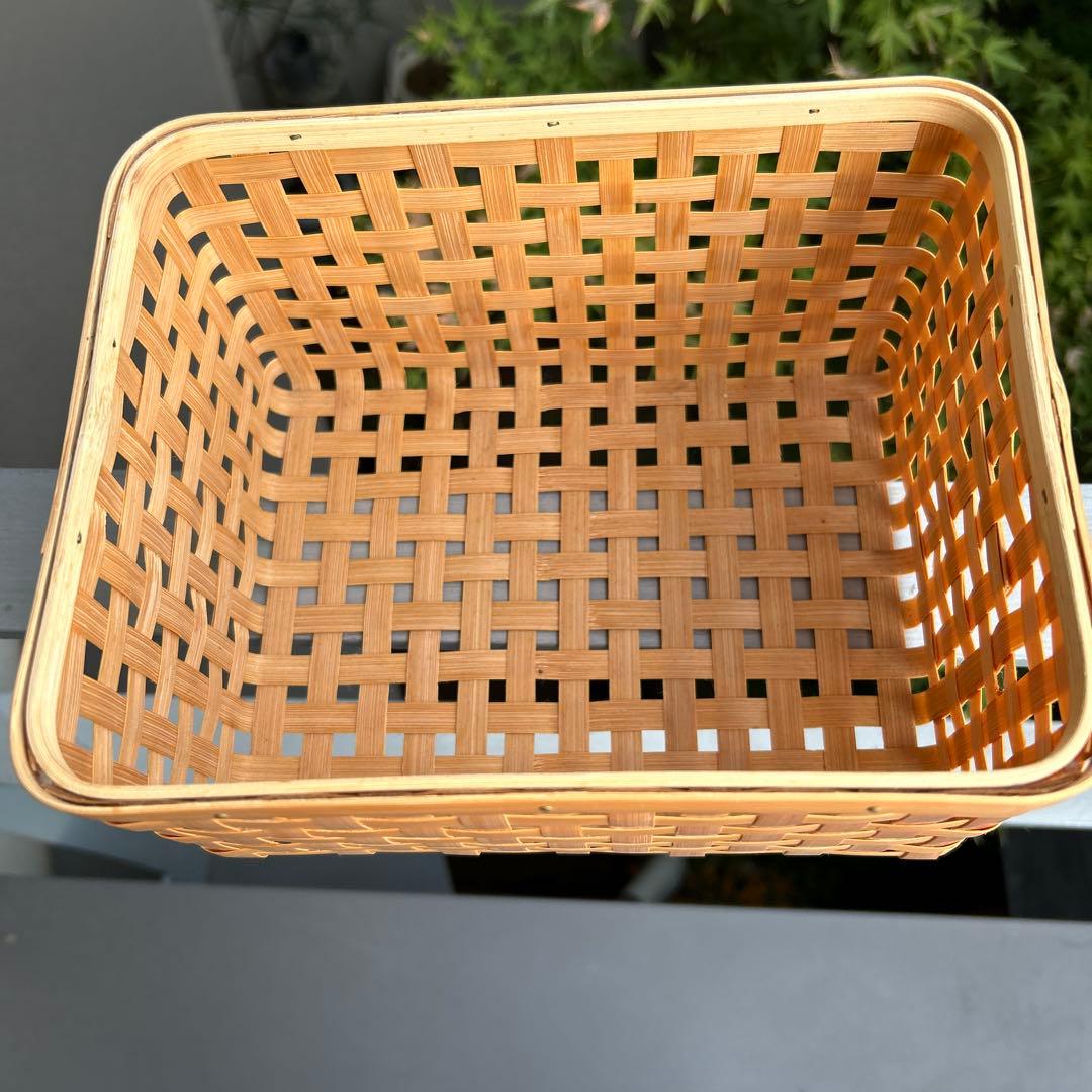 新品　国産竹細工　蓋付き籠
