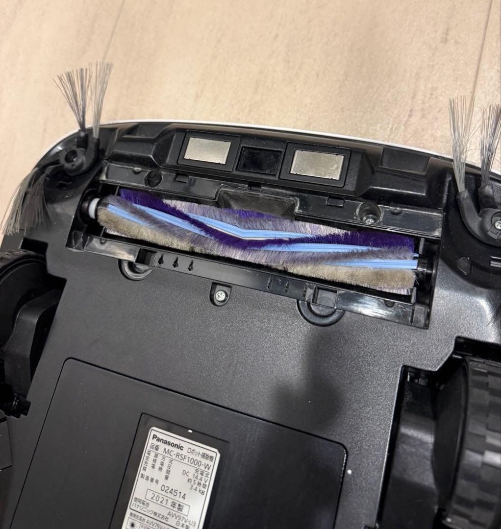 【延長保証期間内】パナソニック ルーロ MC-RSF1000-W ロボット掃除機
