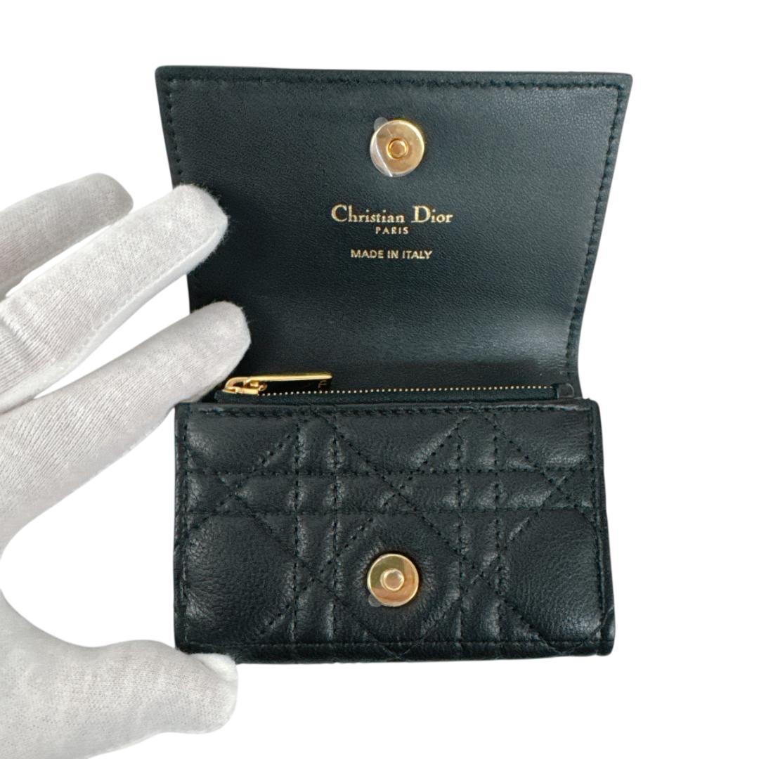 Christian Dior コンパクトウォレット Caro Glycine