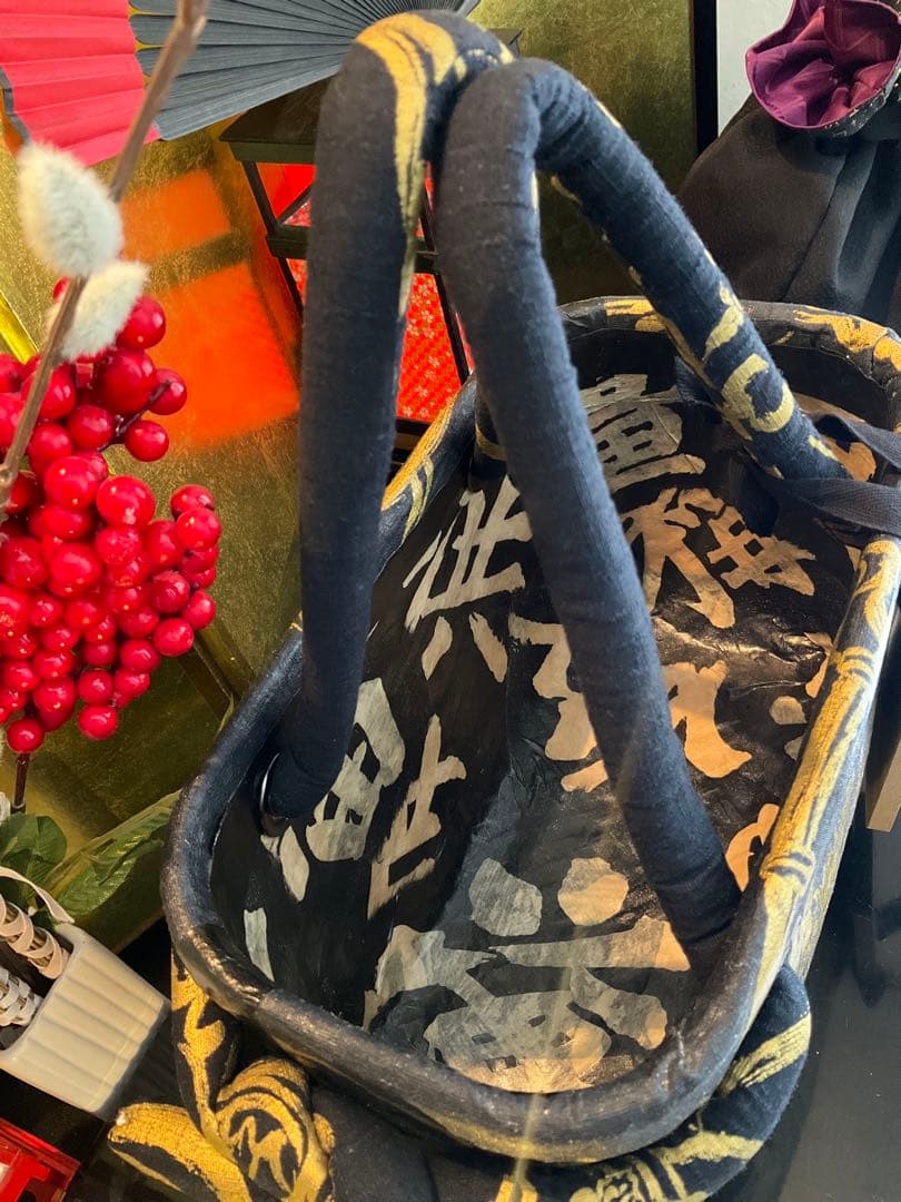 一閑張り　一閑張りバッグ　風神雷神　古文書　和紙　竹籠　籠バッグ　着物　金　黒