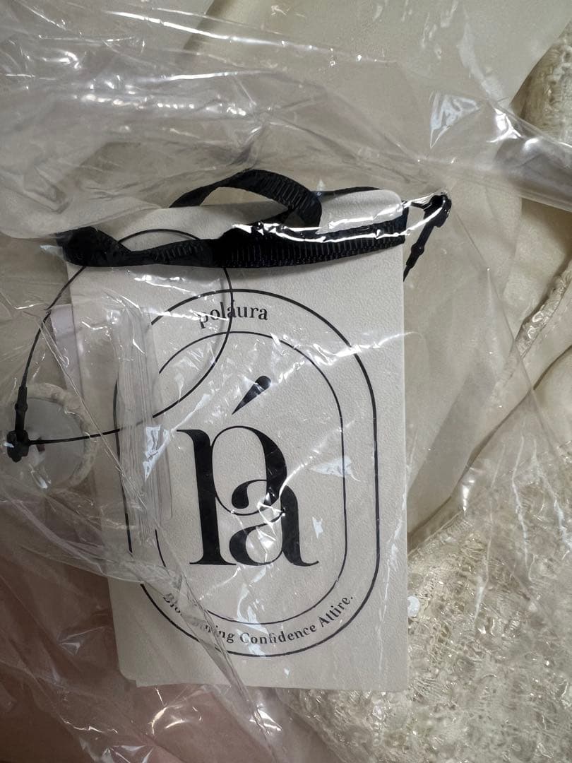 poláura スパークル ツイード ペプラムトップス