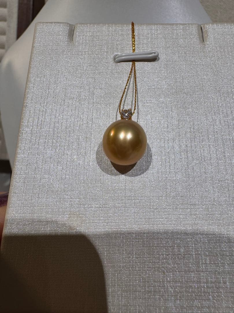 茶金級 最高品質天然南洋白蝶ゴールデンパールペンダント