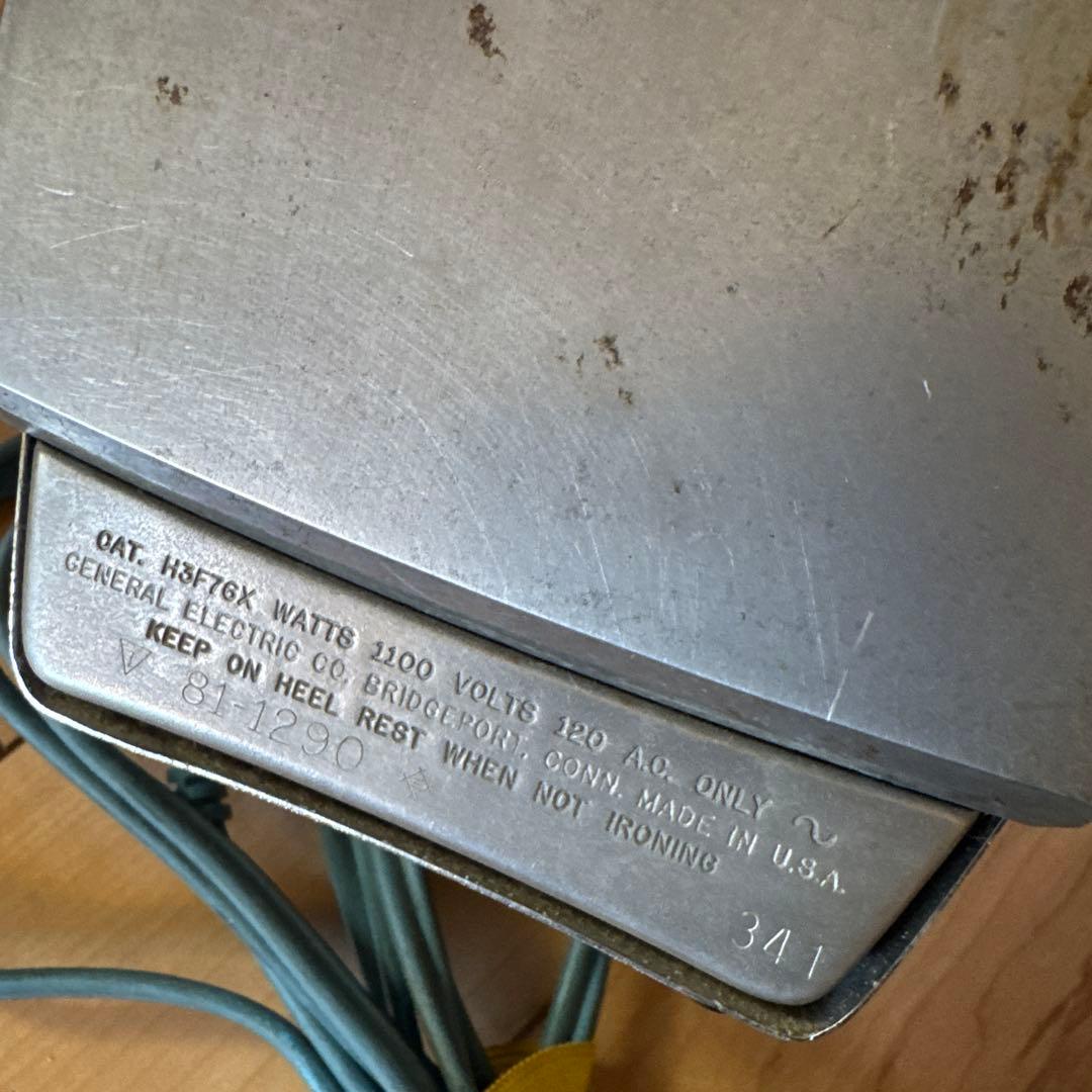 衣類ケア家電 GE Steam and Dry Iron