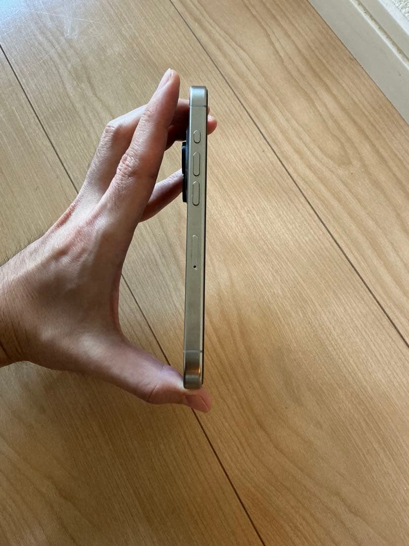 【美品】Apple iPhone 15 Pro 128GB Moftケース