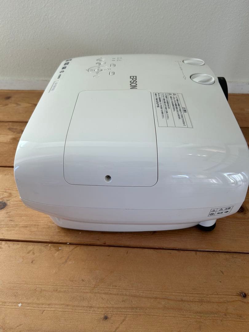 EPSON プロジェクター　EH-TW7100