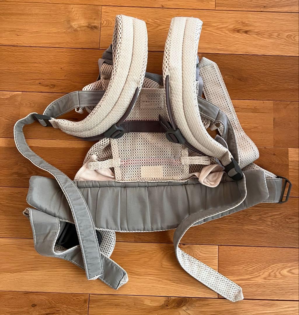 ベビービョルン BABYBJÖRN 抱っこ紐 ハーモニー メッシュ クリーム