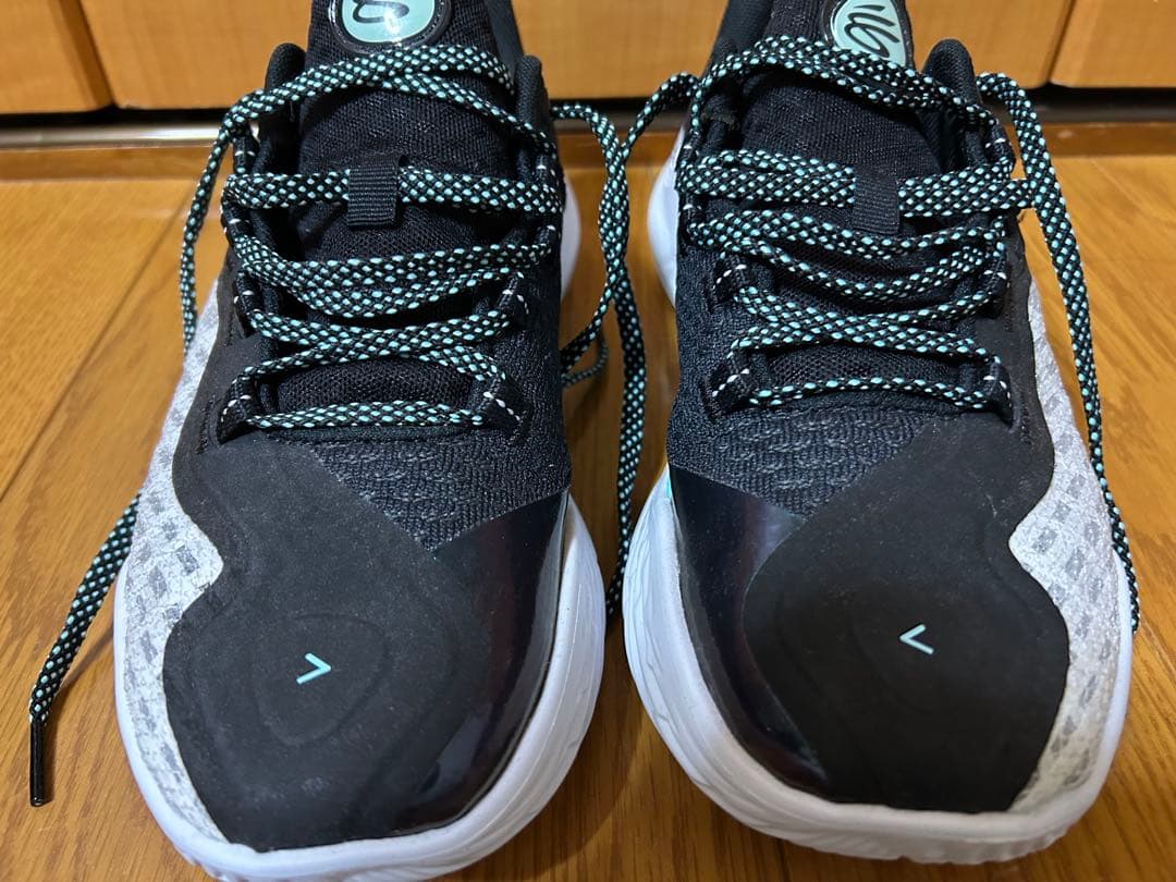 専用　CURRY バスケットボールシューズ ブラック/ホワイト　25センチ