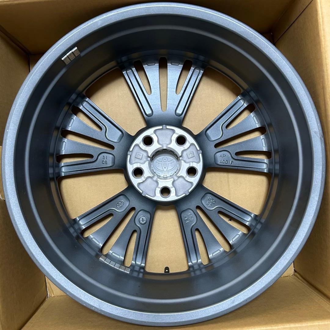 トヨタ プリウス 純正アルミホイール19インチ　納車後即外し　美品