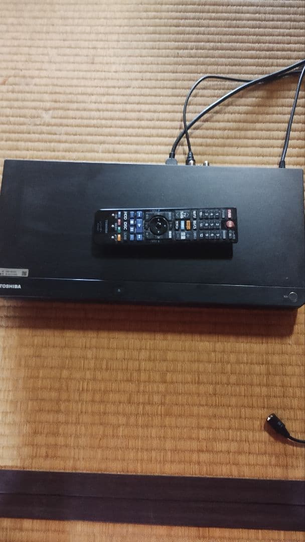 ジャンク品　TOSHIBA　REGZABlu-rayレコーダー