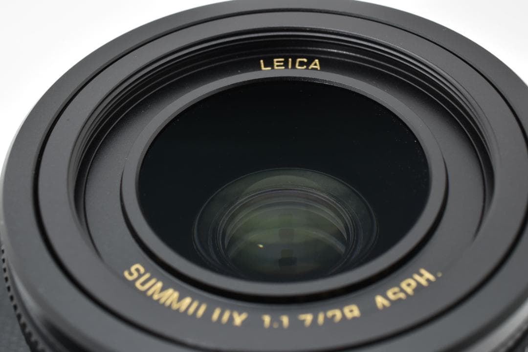 ライカ Q2 Daniel Craig × Greg Williams 223