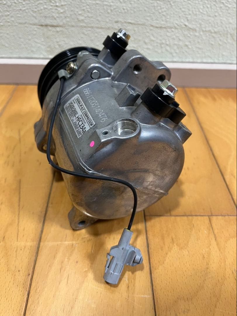 エブリィーワゴン64w スズキ K6A エアコンコンプレッサー