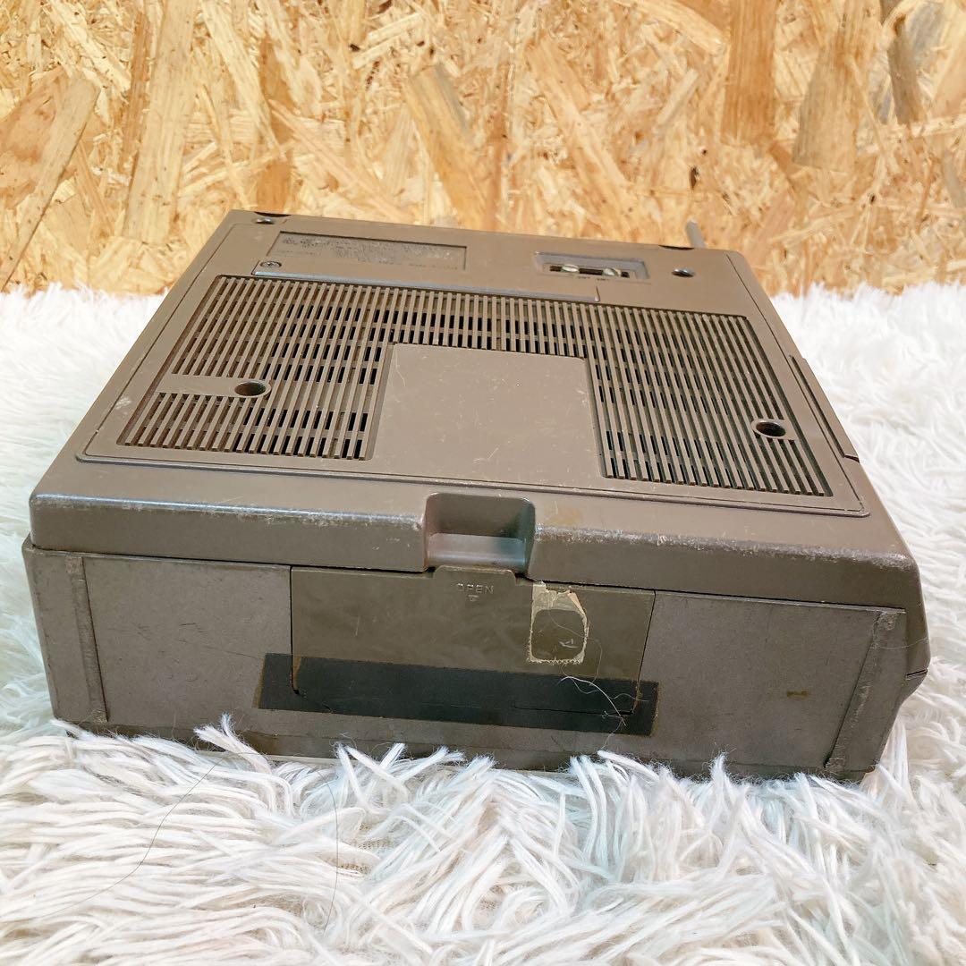 sony マルチバンドレシーバー　ICF-5900 ポータブルラジオ