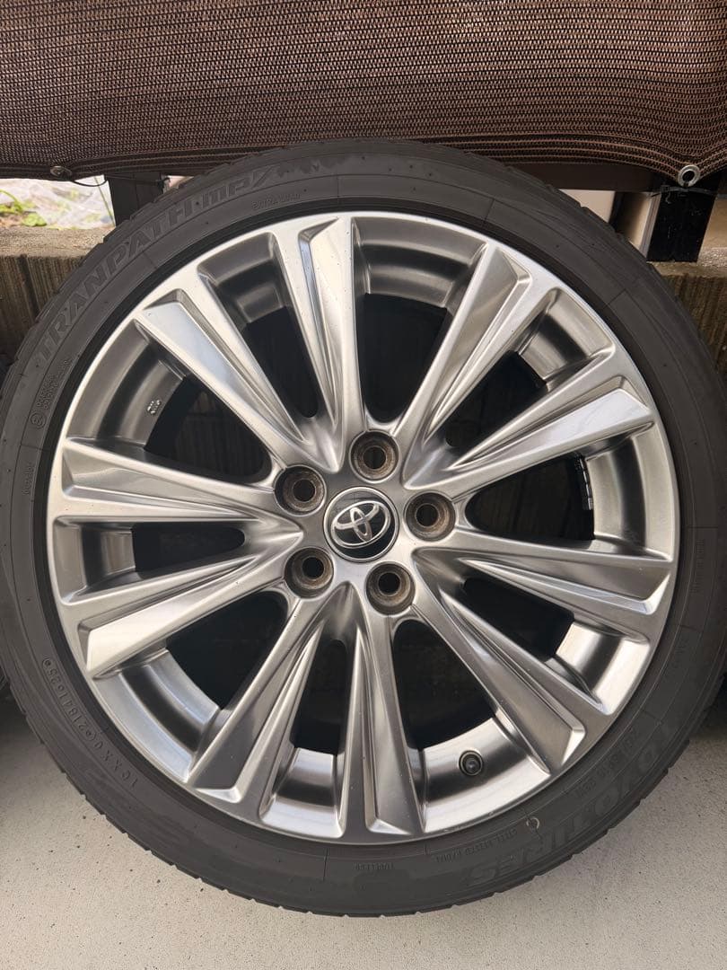 【美品】送料込み　アルヴェル純正ホイール25年製タイヤ　ハイグロス　ノアヴォクシ