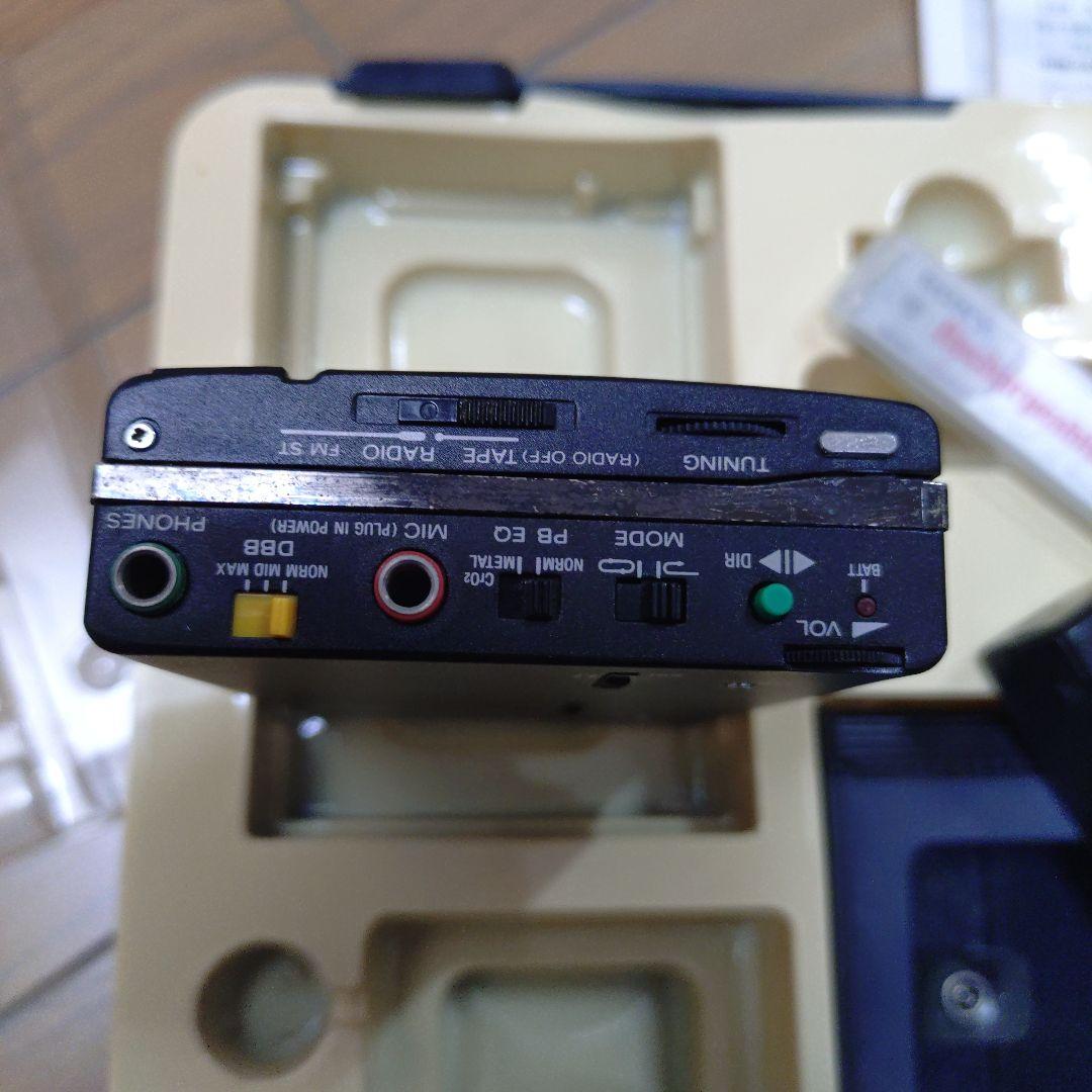 SONY WM-F404 ラジオカセットコーダー　ジャンク品