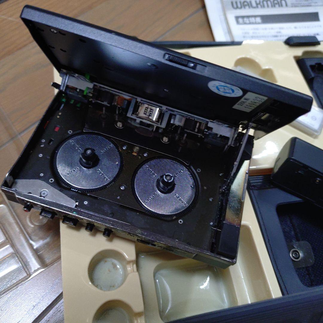 SONY WM-F404 ラジオカセットコーダー　ジャンク品