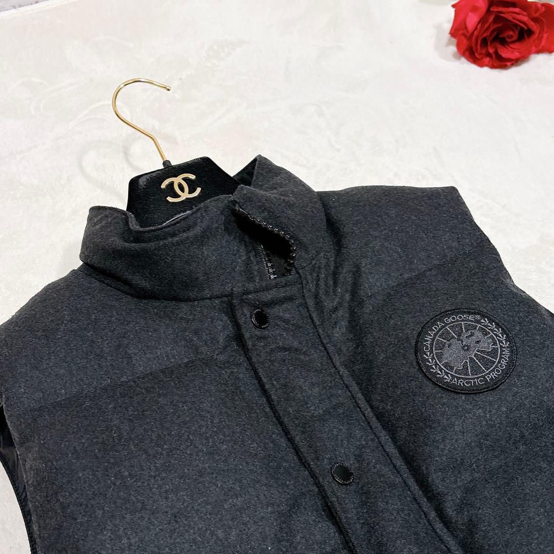 新品同様✨　カナダグース　ギャルソンベスト　ダウンベスト　ダークグレー　ウール