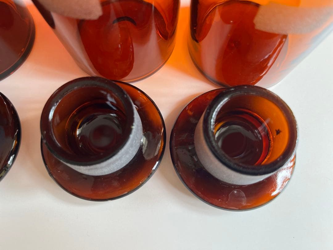 ◆未使用品◆ 昭和レトロ　アンティーク　薬瓶セット　鉄器ブックスタンド