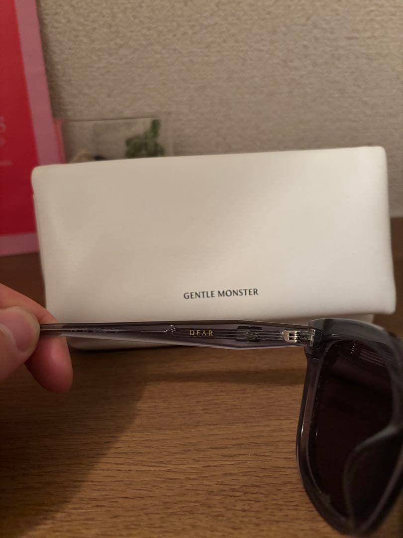GENTLE MONSTER DEAR サングラス ケース、箱付き