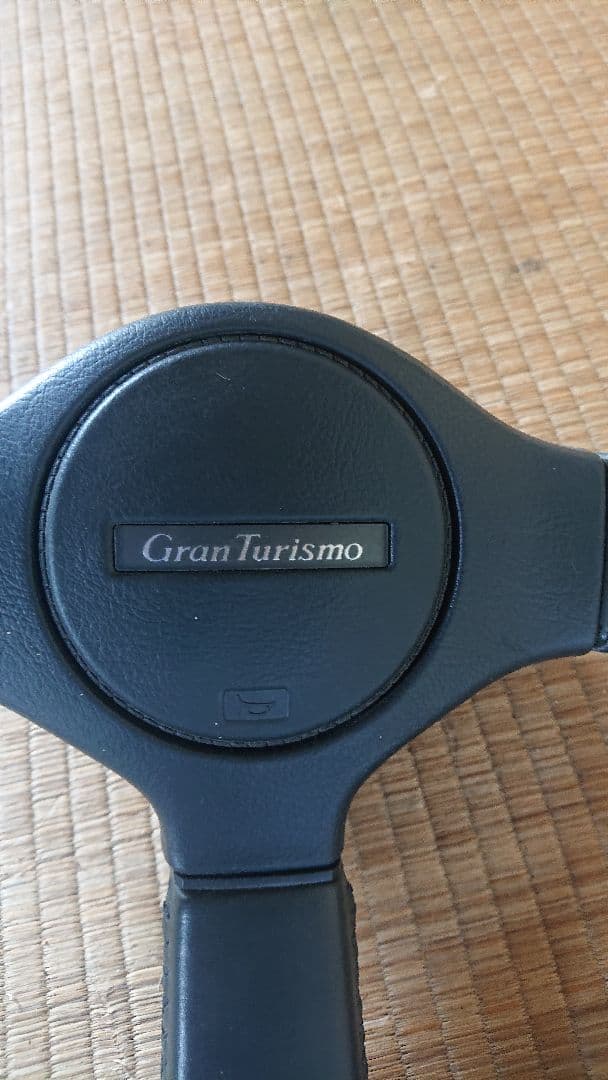 Y31 グロリア　グランツーリスモSV ハードトップ　純正ハンドル　希少