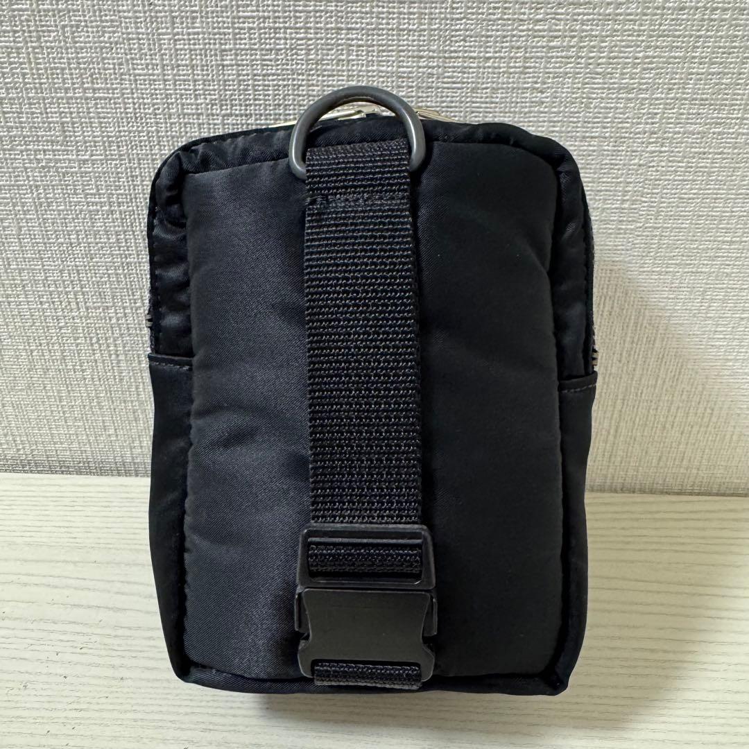 【レア品】【新品同様】HEAD PORTER ヘッドポーター ポーチ　ブラック