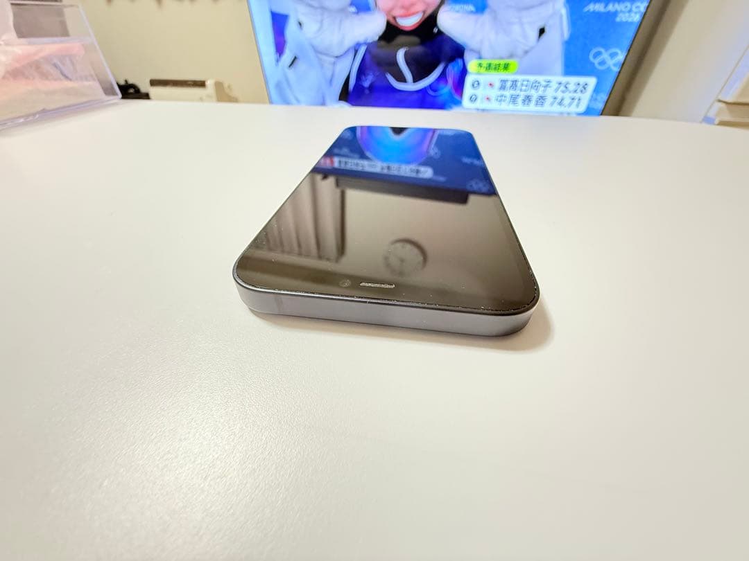 Apple iPhone 12 128GB SIMロックあり（au）