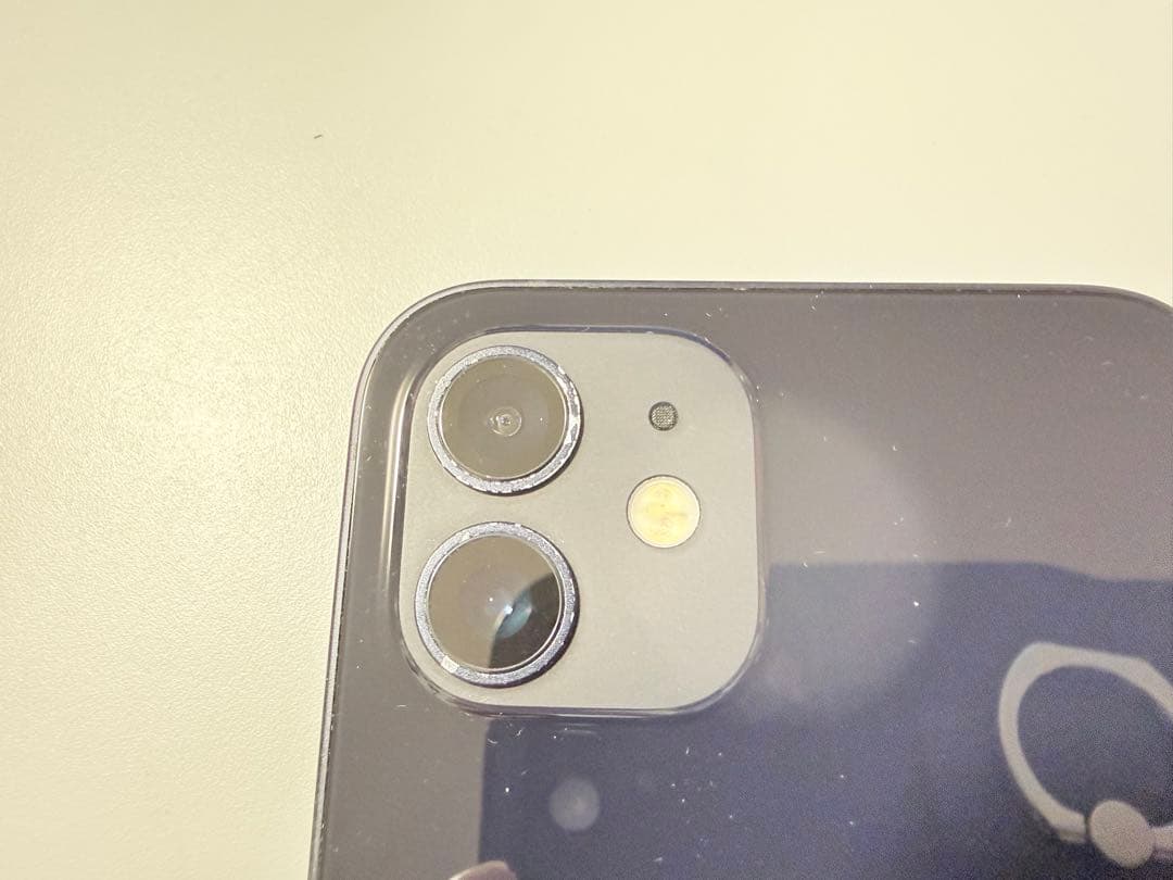 Apple iPhone 12 128GB SIMロックあり（au）